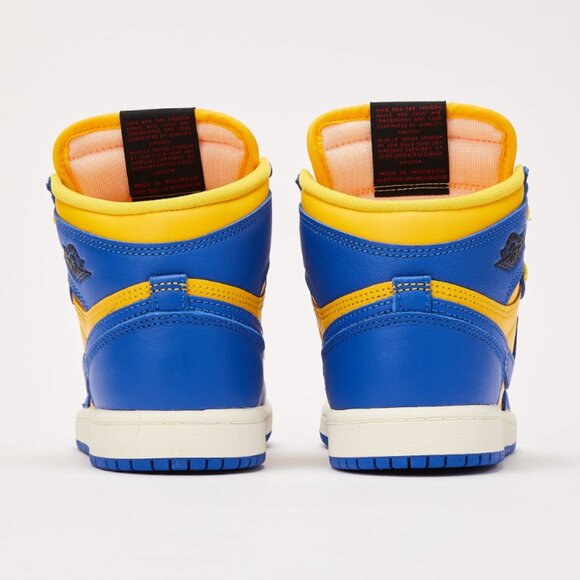 Jordan 1 Retro High OG (Little Kids) - Picture 4 of 10